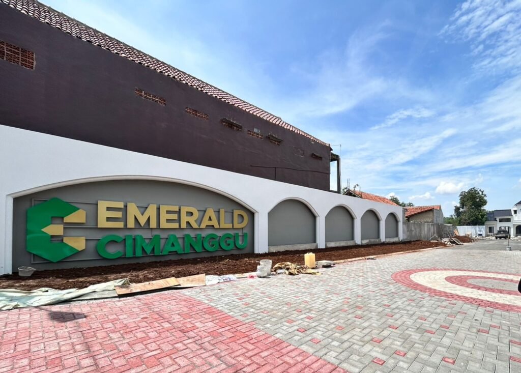 Gate Emerald Cimanggu